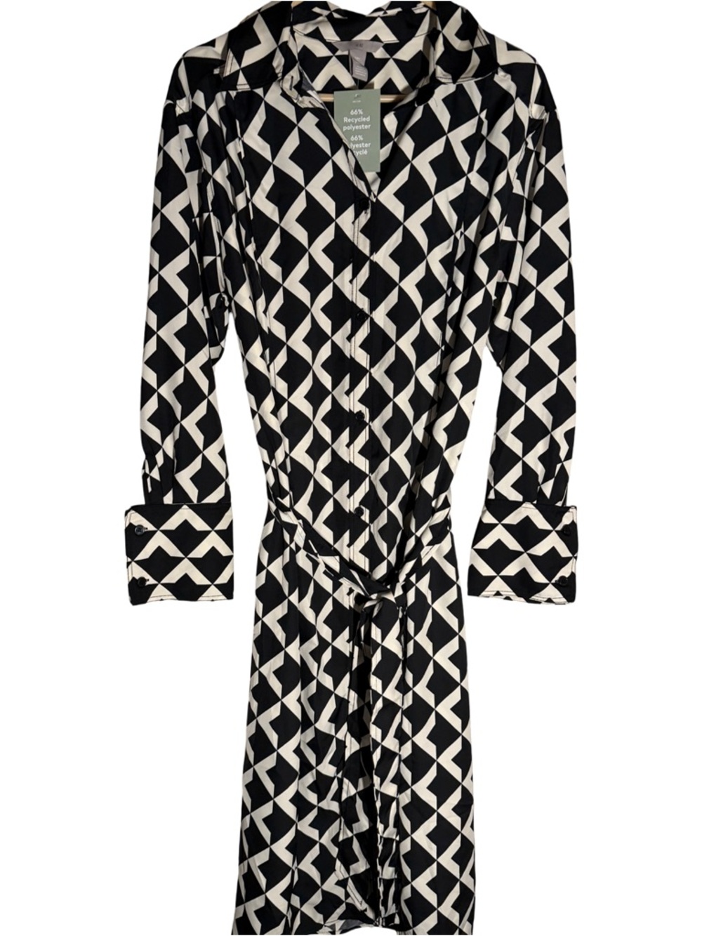 H&M Tie- Belt Shirt Dress With White and Black Geometric Classic Design - Picture 2 of 9